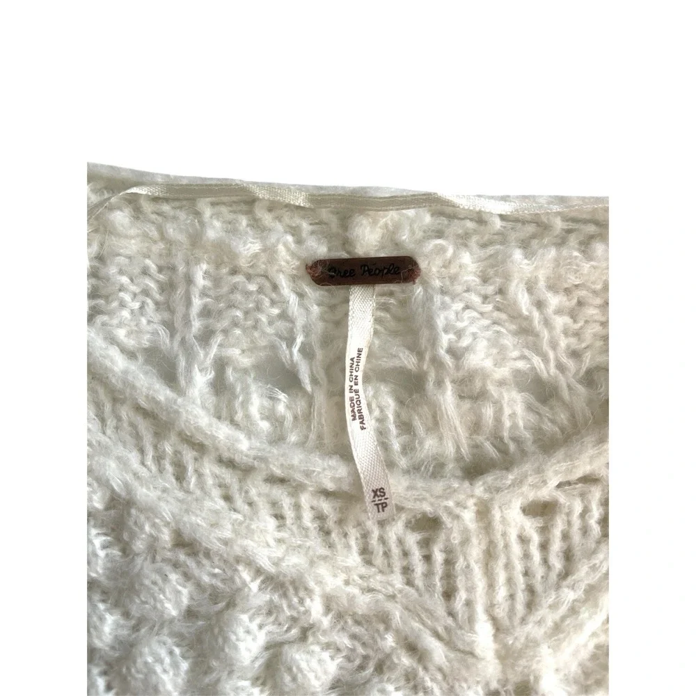 Free‎ People Ivory Snowball Cropped Sweater Wool Blend Open Knit Boho Chic Sz XS